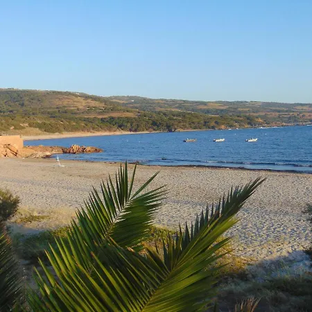 Fronte Mare Attico Indipendente Ed Esclusivo Con Terrazza Panoramica Apartment Isola Rossa