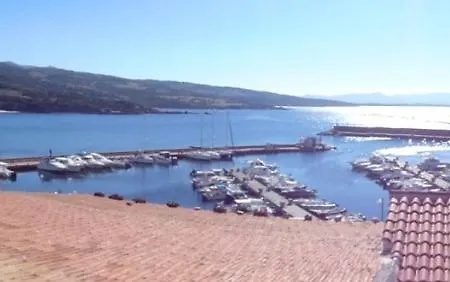 Διαμέρισμα Fronte Mare Attico Indipendente Ed Esclusivo Con Terrazza Panoramica Isola Rossa (Sassari)