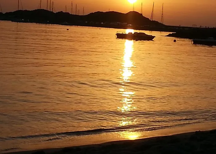 Fronte Mare Attico Indipendente Ed Esclusivo Con Terrazza Panoramica * Isola Rossa (Sassari)