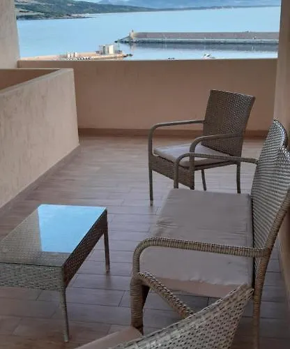 Fronte Mare Attico Indipendente Ed Esclusivo Con Terrazza Panoramica Isola Rossa (Sassari)
