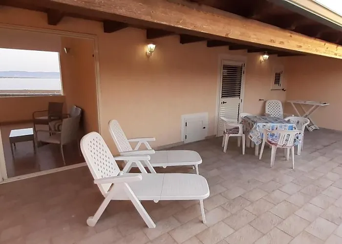 Fronte Mare Attico Indipendente Ed Esclusivo Con Terrazza Panoramica Lejlighed Isola Rossa (Sassari)