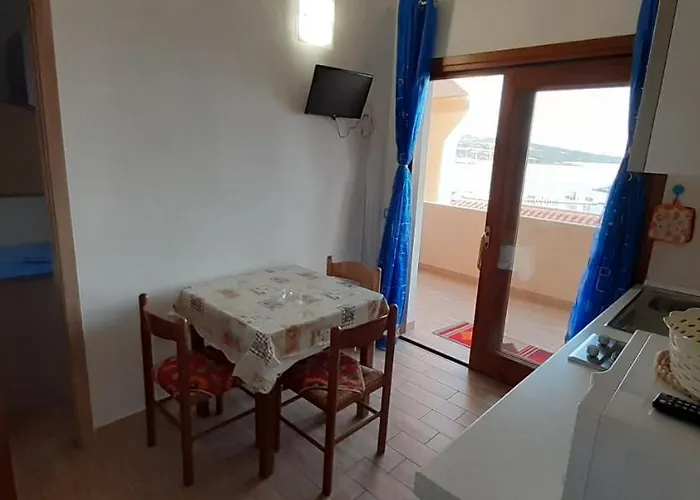 公寓 Fronte Mare Attico Indipendente Ed Esclusivo Con Terrazza Panoramica 罗萨岛