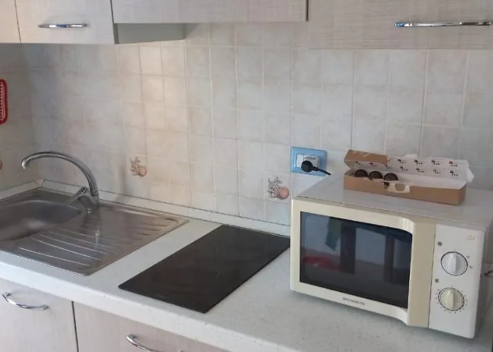 Fronte Mare Attico Indipendente Ed Esclusivo Con Terrazza Panoramica * 罗萨岛